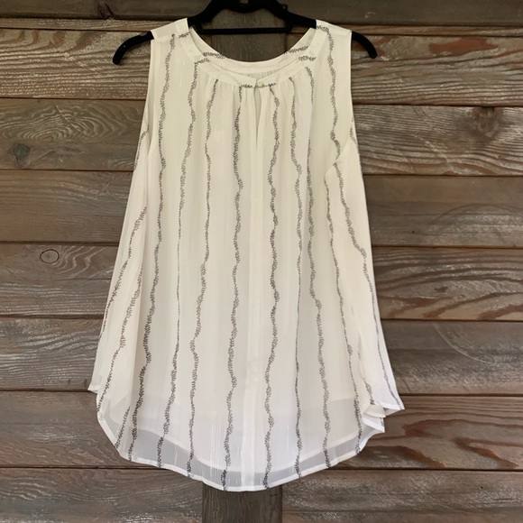 NWT Loft sleeveless blouse - Picture 2 of 5